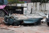 <p>View of a street at the eastern area of Mexico City after a 8,2 earthquake on Sept. 8, 2017. (Photo: Alfredo Estrella/AFP/Getty Images) </p>