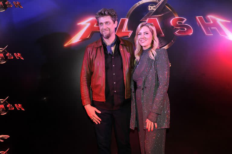 Andy y Bárbara Muschietti en la Avant Premier de Flash en Buenos Aires