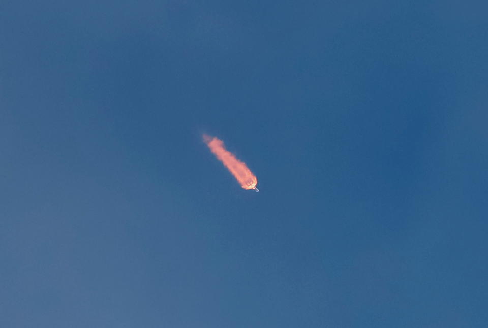 <p>La Soyuz MS-20 partió de Baikonur a las 10:38 de la mañana y, tras un viaje de seis horas y después de dar cuatro vueltas a la órbita, se acopló al módulo Poisk de la ISS. (Foto: Shamil Zhumatov / Reuters).</p> 