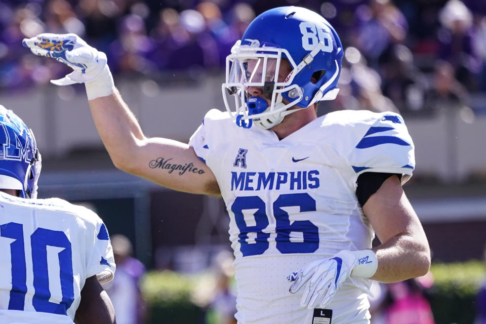 Memphis tight end Joey Magnifico wasn't on the NFL combine invite list. (Photo by Greg Thompson/Icon Sportswire via Getty Images)