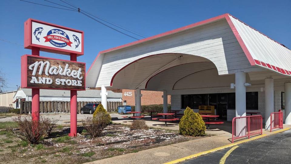 Pop’s Fish & Chicken Market, 4421 W. Main St. in Belleville