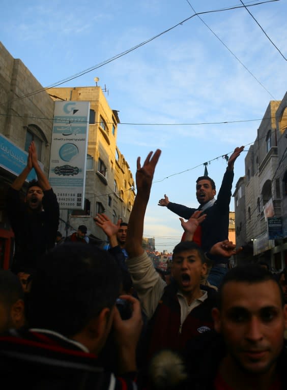 Security forces dispersed protesters marching to denounce electricity shortages on January 12 violently, with shots fired in the air and several journalists beaten up