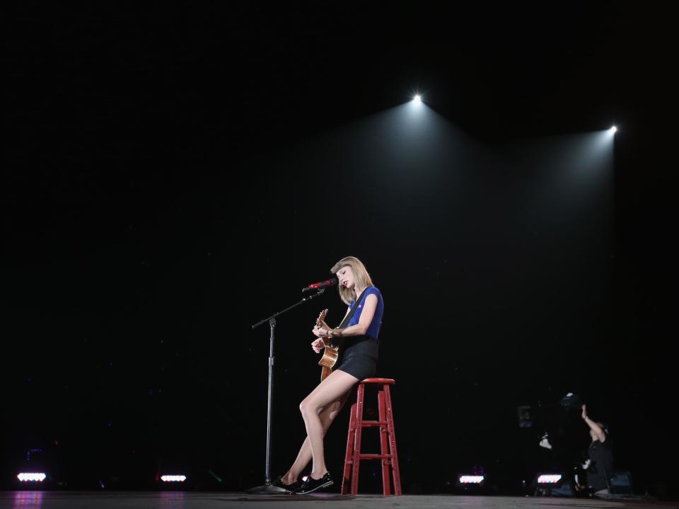 taylor swift red tour