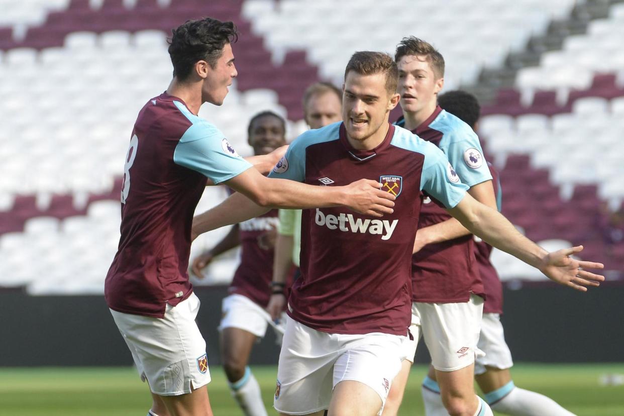 Look at me | Toni Martinez celebrates after scoring against Man United at London Stadium: West Ham United via Getty Images