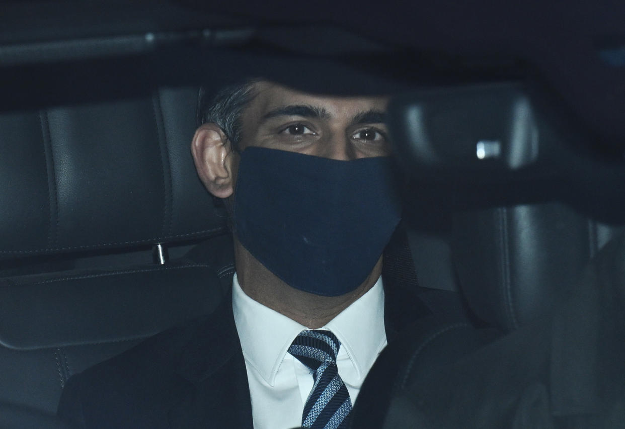 LONDON, ENGLAND - JANUARY 19: Rishi Sunak, Chancellor of the Exchequer, leaves parliament after attending PMQs on January 19, 2022 in London, England. The Prime Minister faces MPs in the House Of Commons as speculation over a vote of no confidence in his leadership mounts. (Photo by Leon Neal/Getty Images)