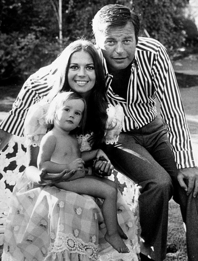 Natalie Wood with Robert Wagner and Natasha | Globe Photos/Shutterstock