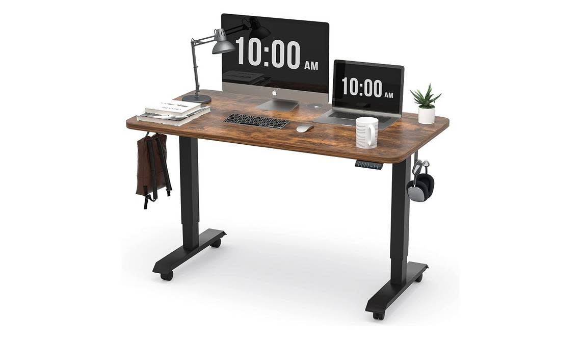 The touch-screen controller on this desk allows you to preset your preferred height settings.