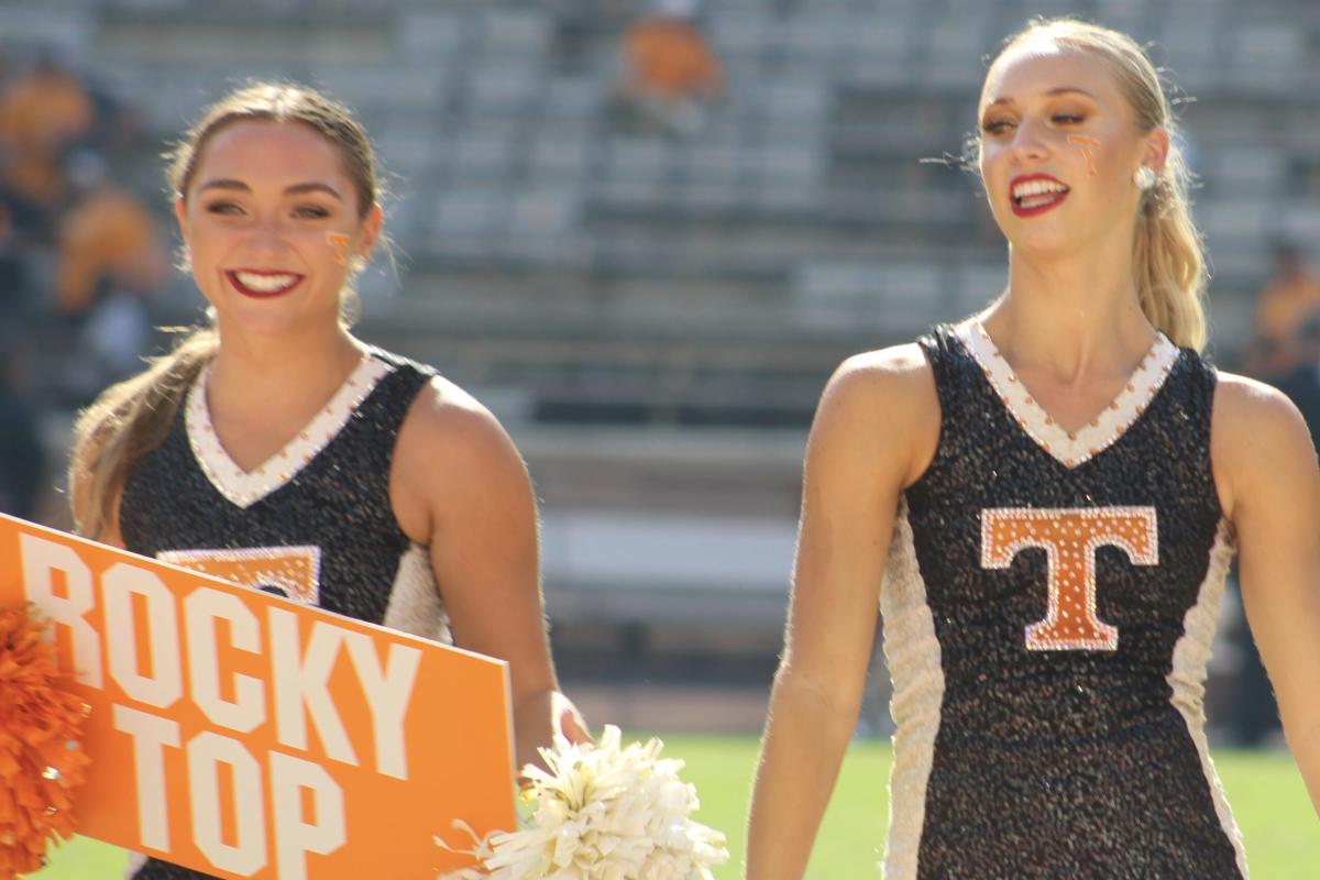 Tennessee football black uniforms return for Kentucky game