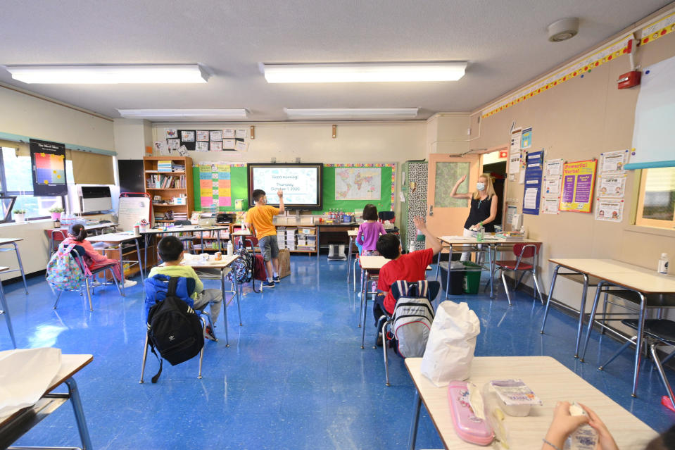 Image: New York City School Children Return To In-Person Classes (Michael Loccisano / Getty Images)