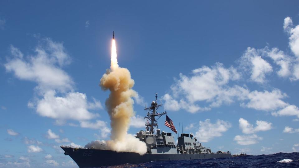 pacific ocean oct 25, 2012 the guided missile destroyer uss fitzgerald ddg 62 launches a standard missile 3 sm 3 as apart of a joint ballistic missile defense exercise