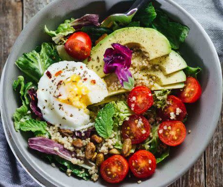 16) Poached Egg and Avocado Breakfast Salad