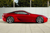 Designed by the Calty Design Research facility in California, the LF-LC concept features an Advanced Lexus Hybrid drive, touted to deliver both performance and fuel efficiency. The 2+2 coupe will be officially unveiled at the Detroit Auto Show on January 9, 2012.