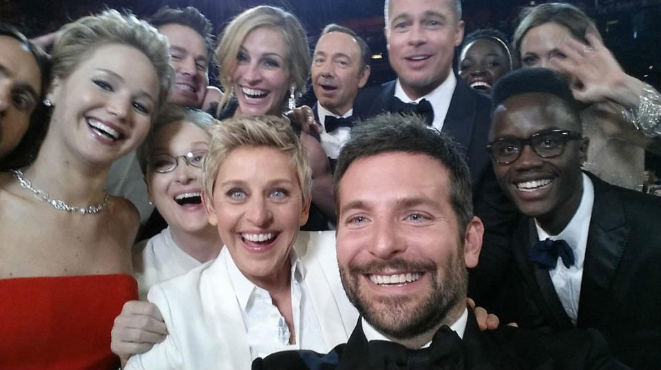 The most epic movie star red carpet selfies