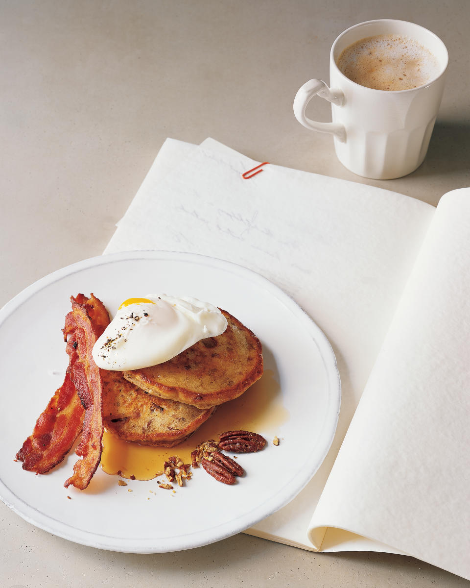 The Hungry Bear: Poached Eggs with Bacon and Pancakes