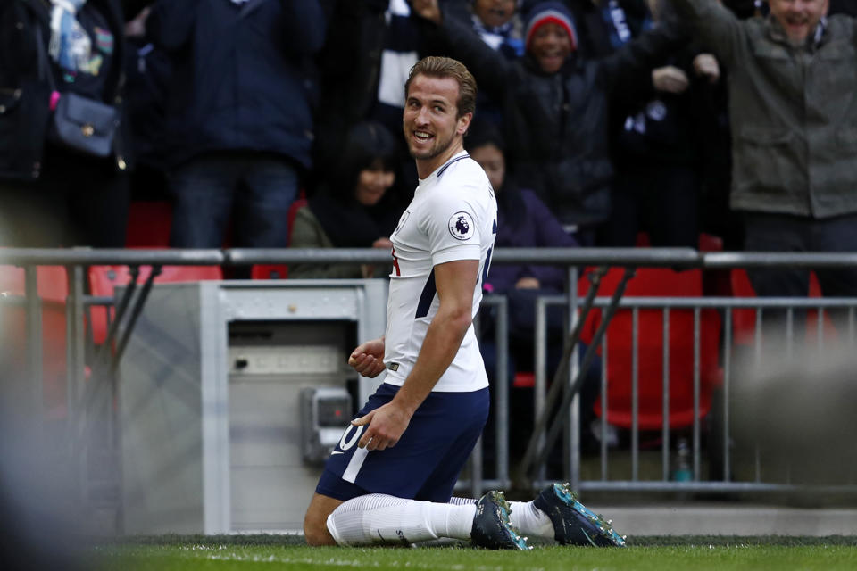 Harry Kane celebrates his first goal Tuesday against Southampton. (Getty)