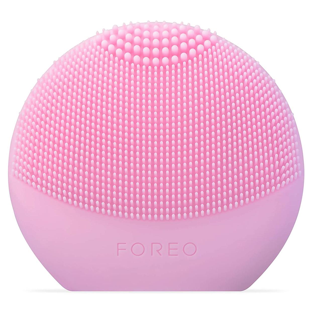 foreo luna facial cleansing brush, gifts for her