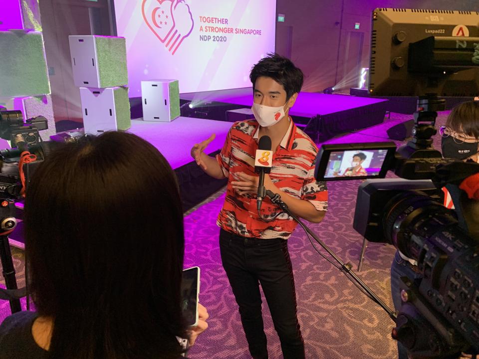 Singaporean singer Nathan Hartono being interviewed at the media preview of the National Day Parade 2020 Evening Show at the Star Performing Arts Centre on 30 July 2020. (Photo: Teng Yong Ping/Yahoo Lifestyle SEA)