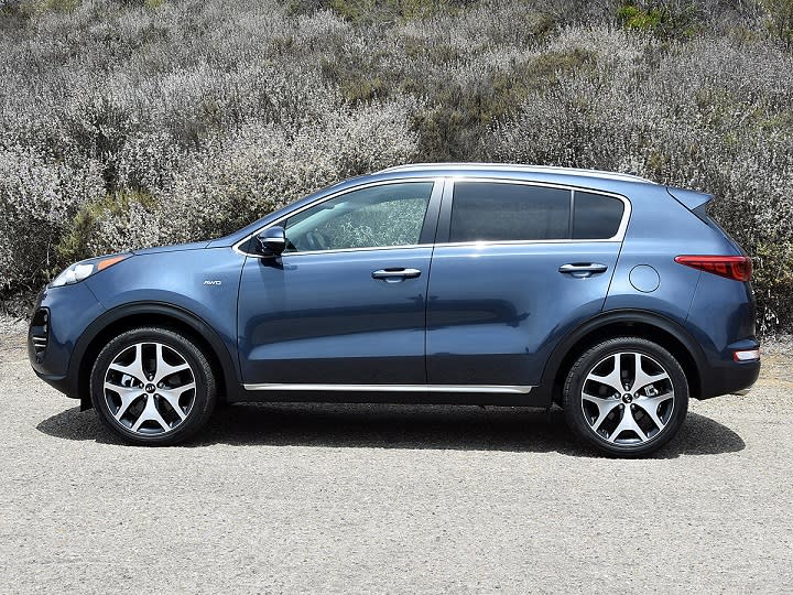 2017 Kia Sportage SX Turbo side profile photo