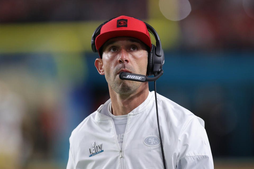 MIAMI, FLORIDA - FEBRUARY 02: Head coach Kyle Shanahan of the San Francisco 49ers reacts against the Kansas City Chiefs during the second quarter in Super Bowl LIV at Hard Rock Stadium on February 02, 2020 in Miami, Florida. (Photo by Tom Pennington/Getty Images)