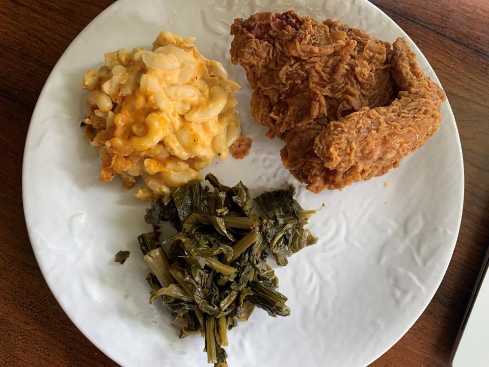 615 District on the menu: Fried chicken, macaroni and cheese, and turnip greens.