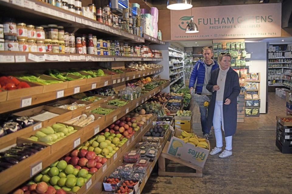 Fulham Greens for groceries on New King's Road (Daniel Lynch)