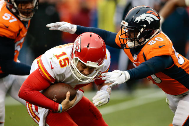 Despite three straight losses, Broncos are still above Chiefs in AFC West  standings