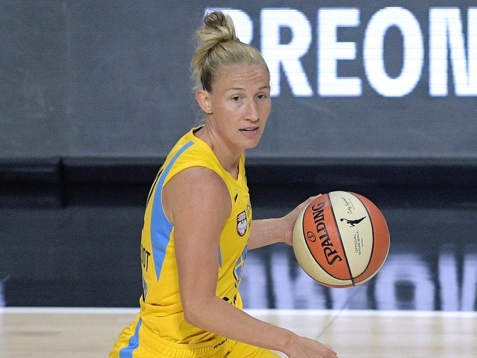 courtney vandersloot