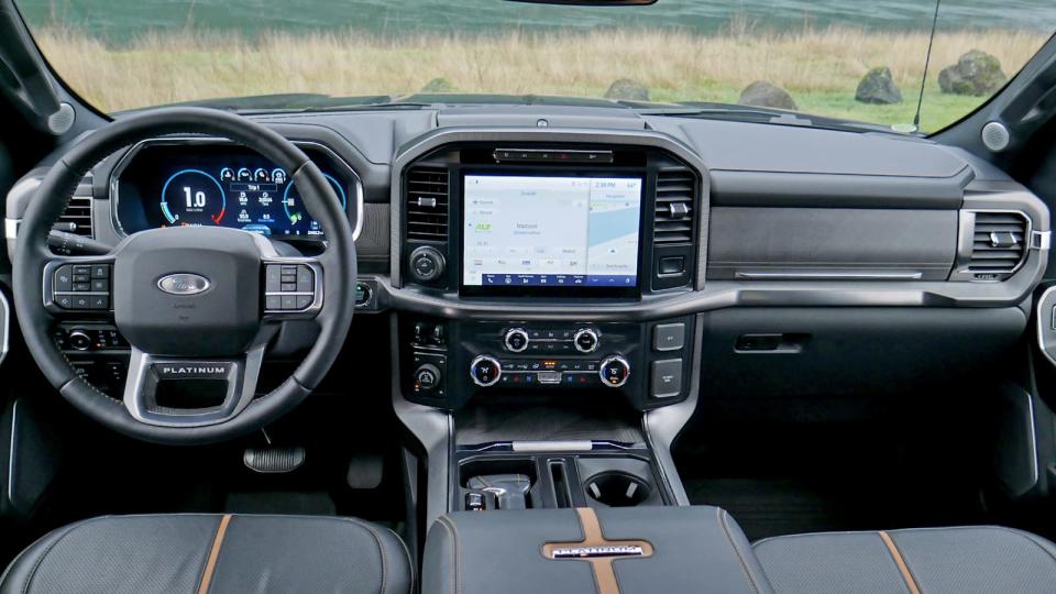 2022 Ford F-150 Platinum Interior