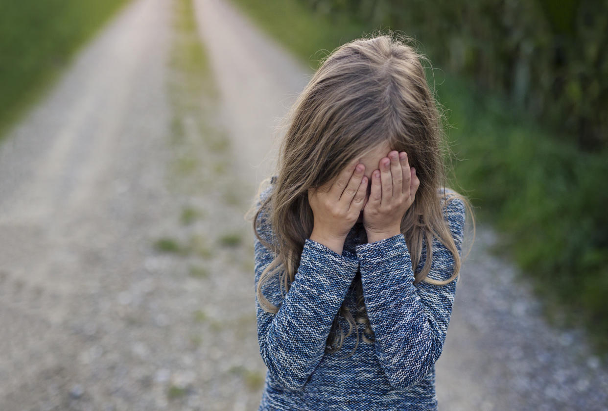 Here’s how to spot the signs of child abuse. (Image: Getty Images)