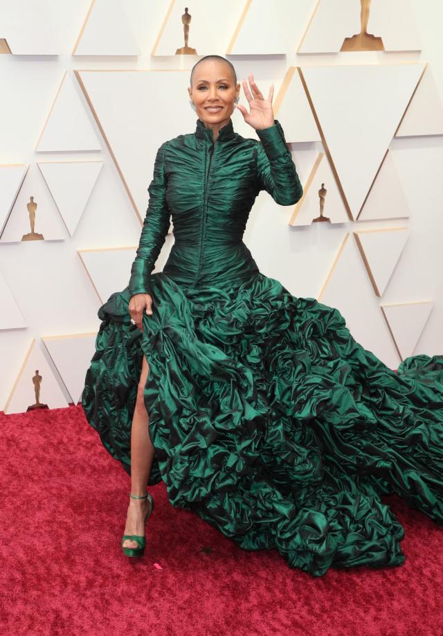 The 24 Best- and Worst-Dressed Celebs at the 2022 Oscars