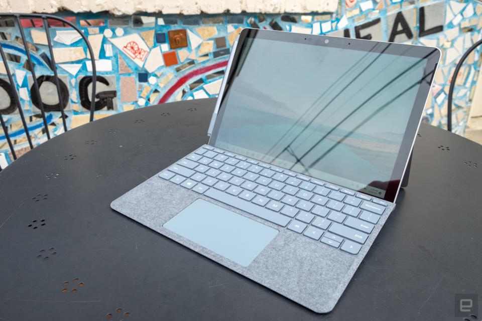 <p>Microsoft Surface Go 3</p>
