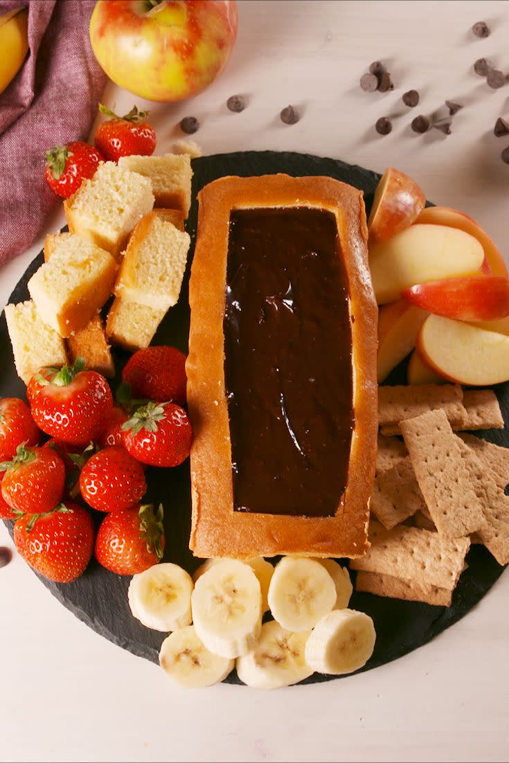 Pound Cake Chocolate Fondue