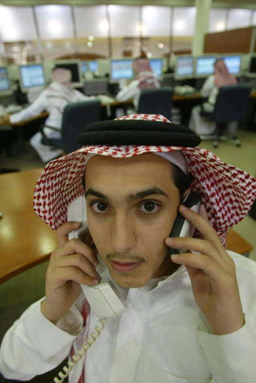 All Gulf stock exchanges ended 2015 in negative territory, led by Saudi Arabia, after the sharp decline in oil prices