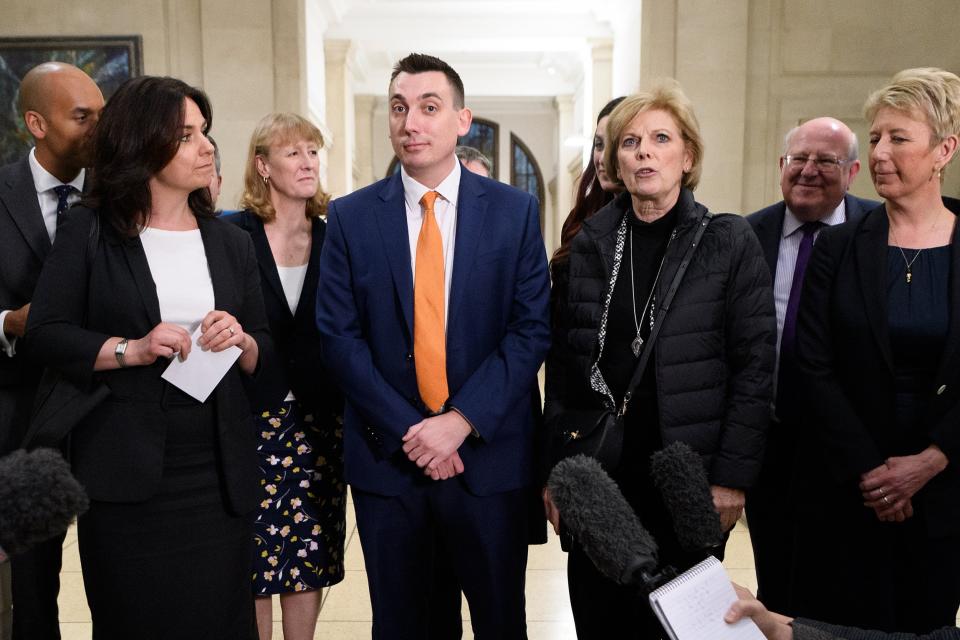 Former Labour and Conservative MPs Chuka Umunna (L), Heidi Allen (2L), Joan Ryan (3L), Gavin Shuker (C), Anna Soubry (3R), Mike Gapes (2R) and Angela Smith (R) of the independent group of MPs speak to journalists following their inaugural meeting in February: Getty Images