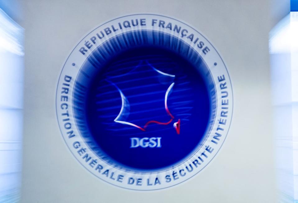 Logo de la DGSI - Gérard Julien