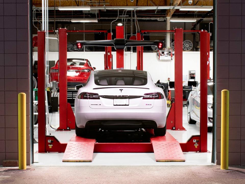 tesla service center