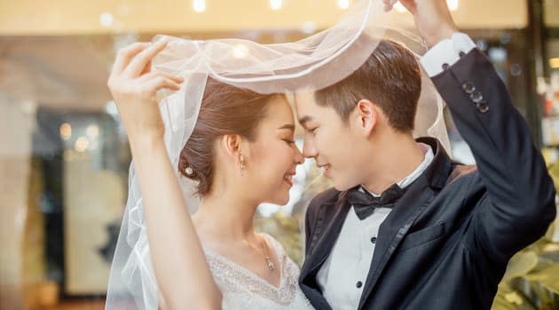 5 Ways to Save on Your Destination Wedding