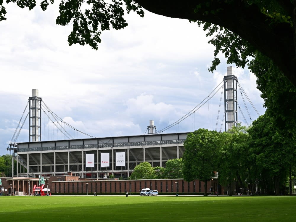 Das RheinEnergie-Stadion in Köln (UWE KRAFT)