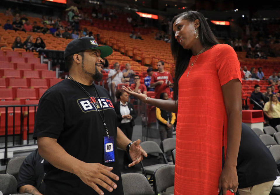 Lisa Leslie chatted with BIG3 co-founder Ice Cube when the league came through Miami last season. (Getty Images)n