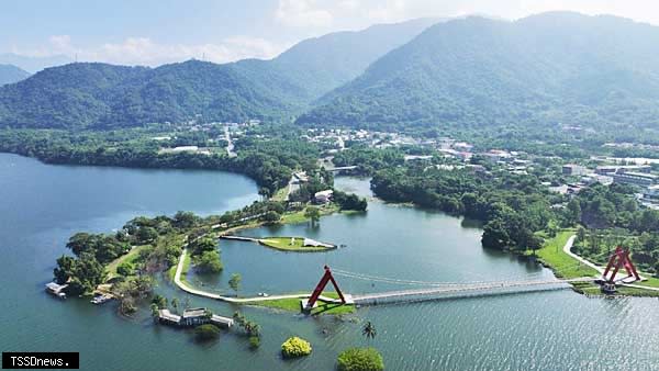 跨世代合作轉型活化，小提琴島串聯藍色公路廊帶。（圖：農村水保署提供）