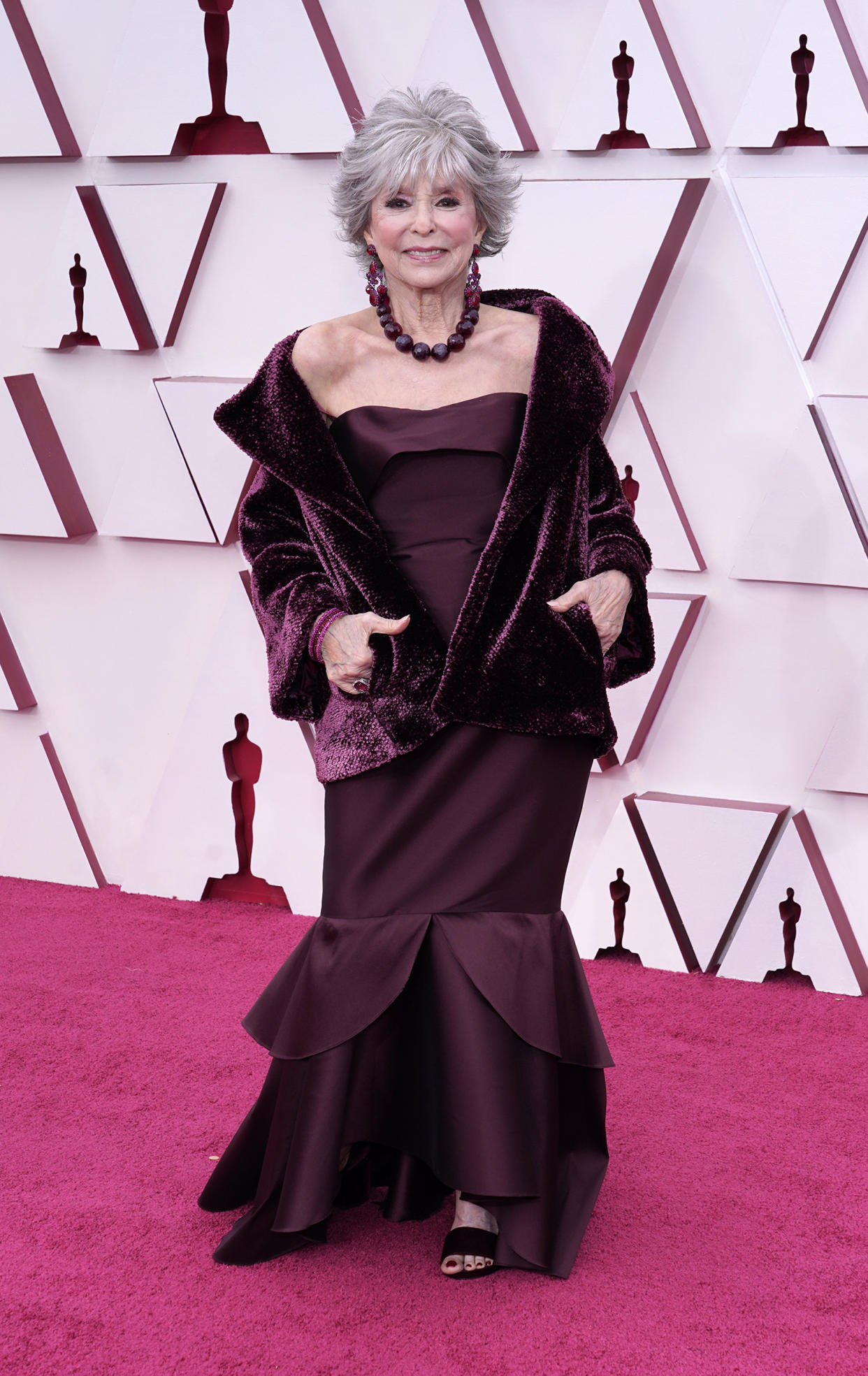 Rita Moreno Oscars red carpet 2021 (Chris Pizzello / AP)