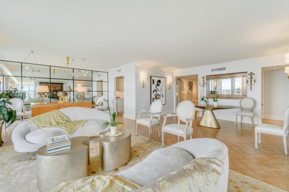 Homeowner Helen Chaitman and her design team, including Renny Reynolds, completely renovated the condominium, which had not been updated since the 1970s.