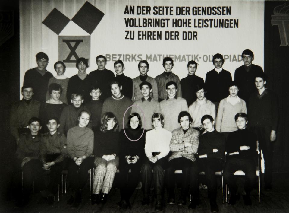 Angela Merkel bei der Mathe-Olympiade in Neubrandenburg 1971. (Bild: Getty Images)