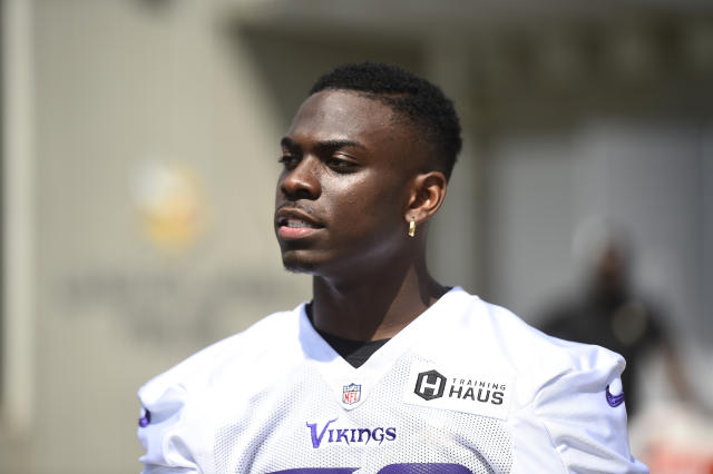 Vikings Will Lean Hard Again On Peterson In Pass Coverage