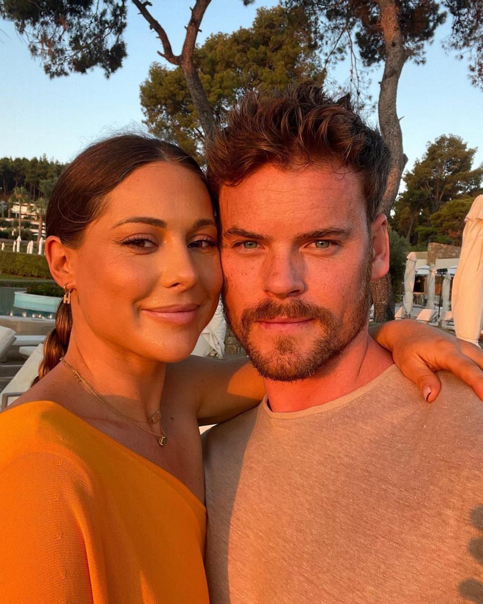 The star with her partner Ryan Libbey (Instagram/Louise Thompson)