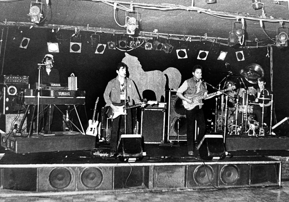 Cats on a Smooth Surface plays the Stone Pony in 1984.