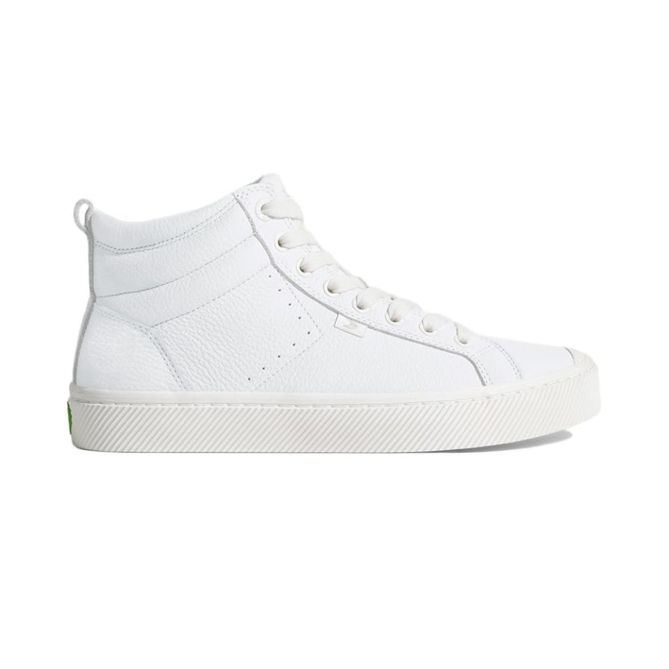 <p><a href="https://go.redirectingat.com?id=74968X1596630&url=https%3A%2F%2Fwww.cariuma.com%2Fproducts%2Foca-high-off-white-leather-sneaker-women&sref=https%3A%2F%2Fwww.elle.com%2Ffashion%2Fshopping%2Fg60371305%2Fbest-white-leather-sneakers-women%2F" rel="nofollow noopener" target="_blank" data-ylk="slk:Shop Now;elm:context_link;itc:0;sec:content-canvas" class="link ">Shop Now</a></p><p>OCA High-Top </p><p>Cariuma</p><p>$159.00</p>