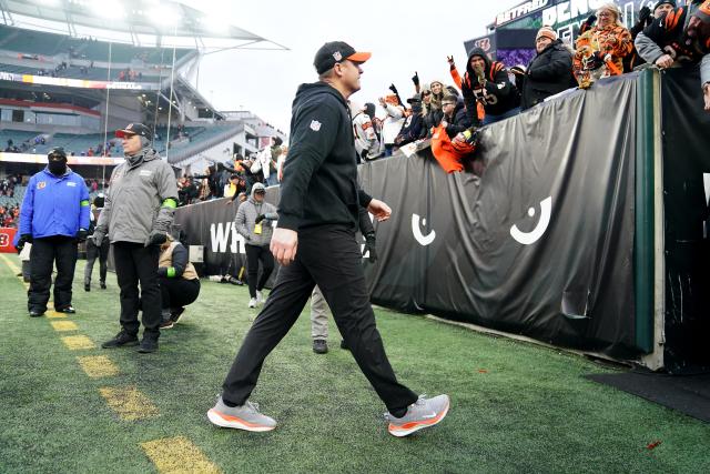 Cincinnati Bengals head coach Zac Taylor walks off the field at the conclusion of a Week 18 NFL football game between the Cleveland Browns at Cincinnati Bengals, Sunday, Jan. 7, 2024, at Paycor Stadium in Cincinnati.