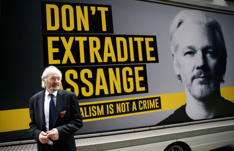 Hearing to decide whether Assange should be extradited to U.S. in London