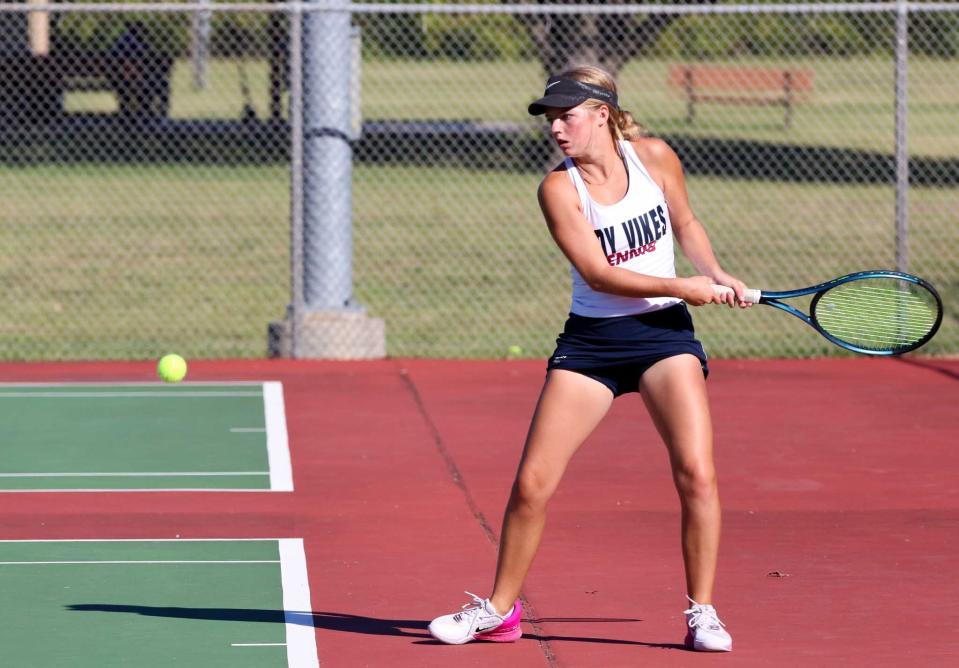 Seaman's Emma Sweeney during the Topeka City Tennis Championship at Kossover Tennis Center on Thursday, Sept. 26.